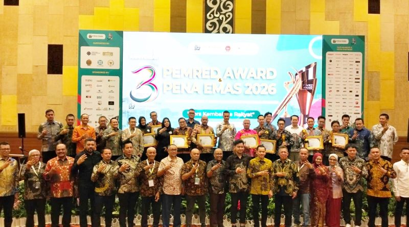 67 Tokoh Nasional Terima Pena Emas dan Pimred Award 2026 dari Forum Pimred Multimedia Indonesia